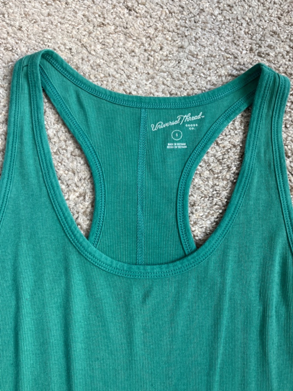 Universal Thread Tank top - Picture 2 of 4